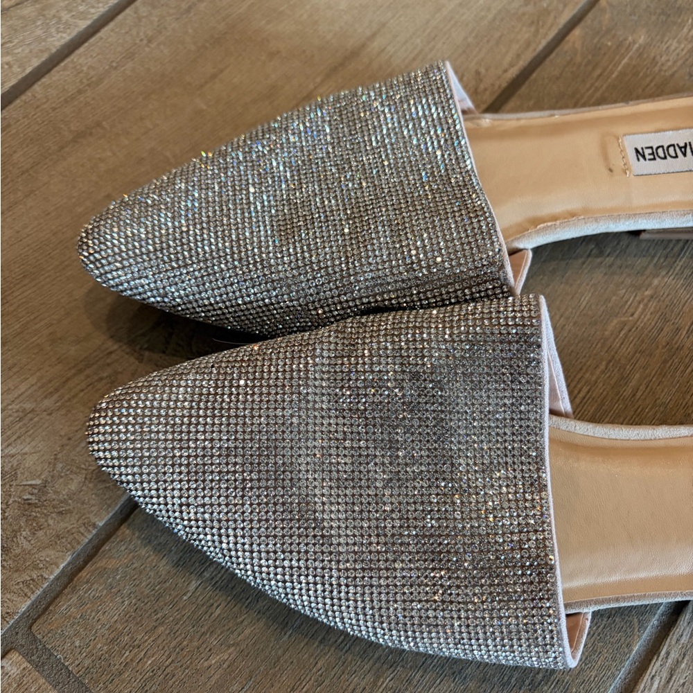 Steve Madden Silver Rhinestone Embellished Women's Mules size 8.5 women’s - Picture 4 of 5